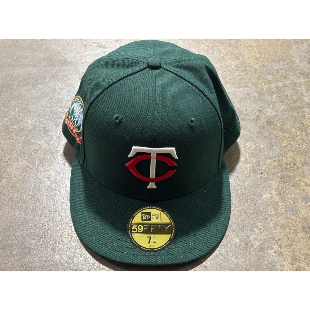 New  HTF Era 59FIFTY MN Twins Hat 7 3/4 Green Pink Under Brim 60 Seasons MLB